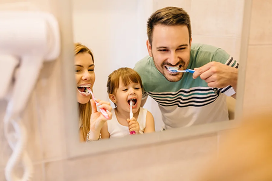 What To Expect From Comprehensive Family Dentistry Services